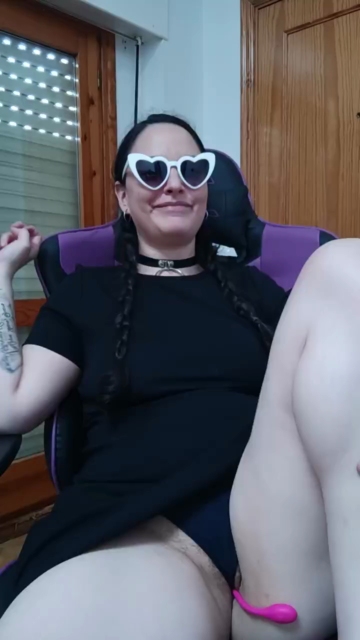 FoxySpanks  30-04-2021